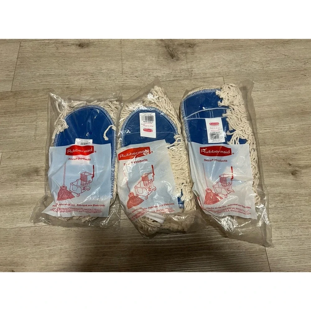 RUBBERMAID COMMERCIAL PRODUCTS FGU13000WH00 Wedge Dust Mop‎ White 3 Pack